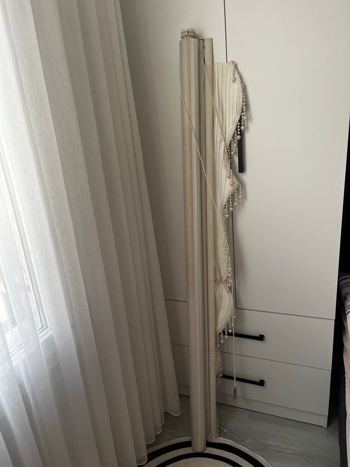 Kırık beyaz pliseli stor perde - Görsel 2