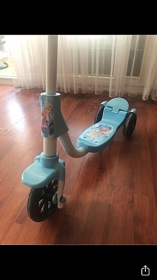  Beden Renk Elsa scooter