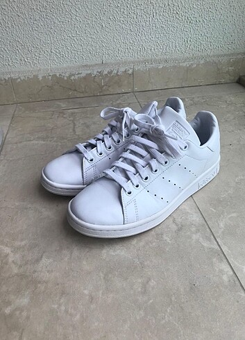 38 Beden beyaz Renk Adidas Beyaz Ayakkabı 