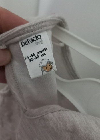 Kediler için gri tüylü baskılı kıyafet Defacto - Görsel 3