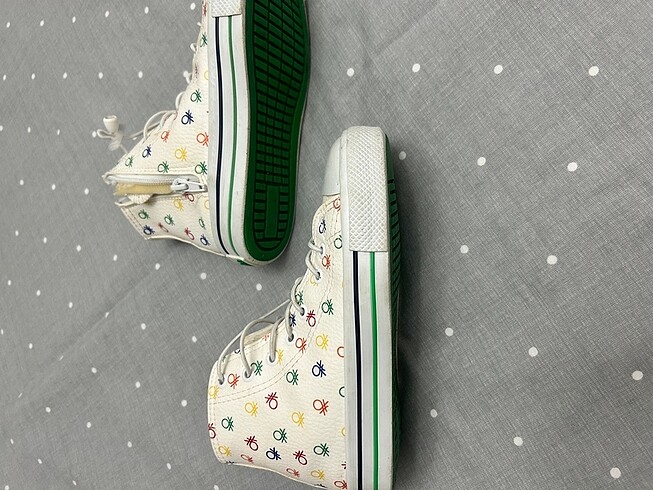 33 Beden beyaz Renk Benetton spor ayakkabı
