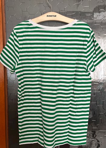 Yeşil Beyaz Çizgili Kısa Kollu Tişört - Görsel 2