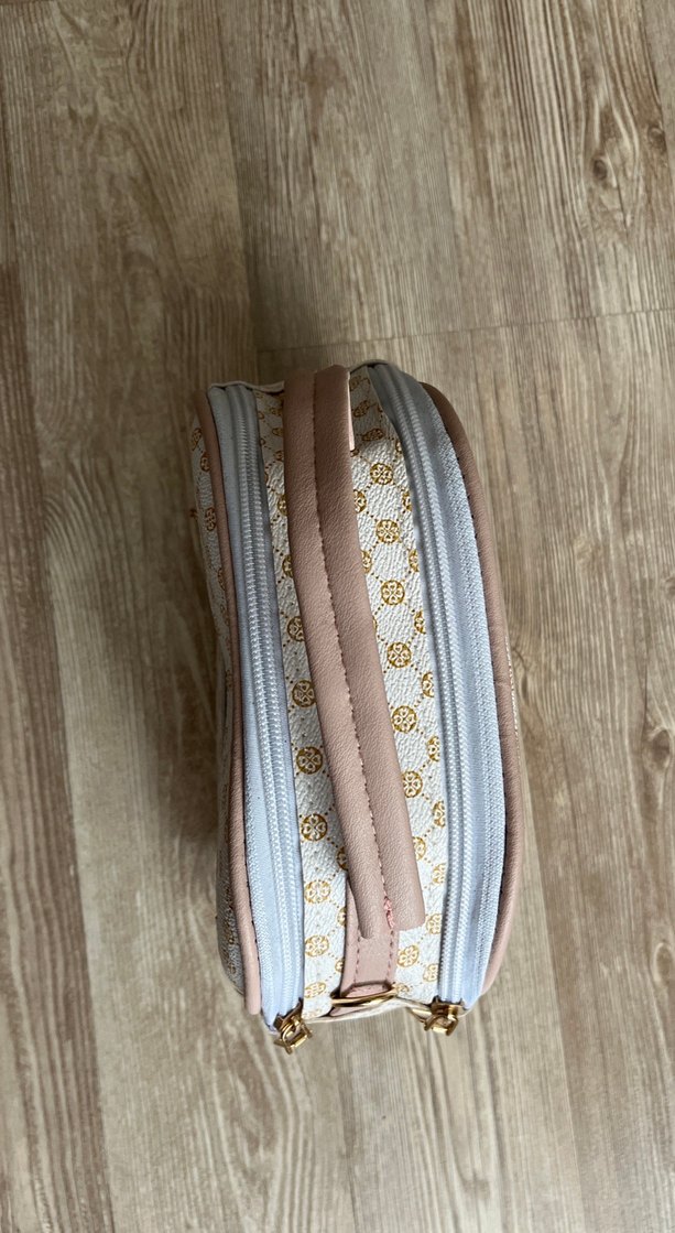 Bej Puantiyeli Fermuarlı Kadın Çantası - Görsel 3