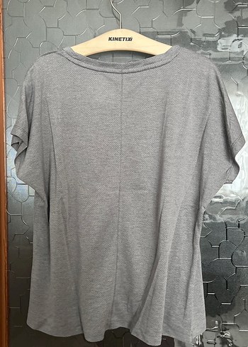 Gri Kadın Kısa Kollu Baskılı Tişört - Görsel 2