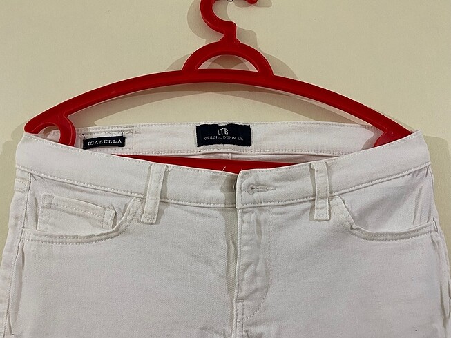 30 Beden beyaz Renk Pantalon