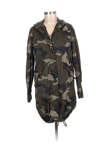 H&M Mont %70 İndirimli.