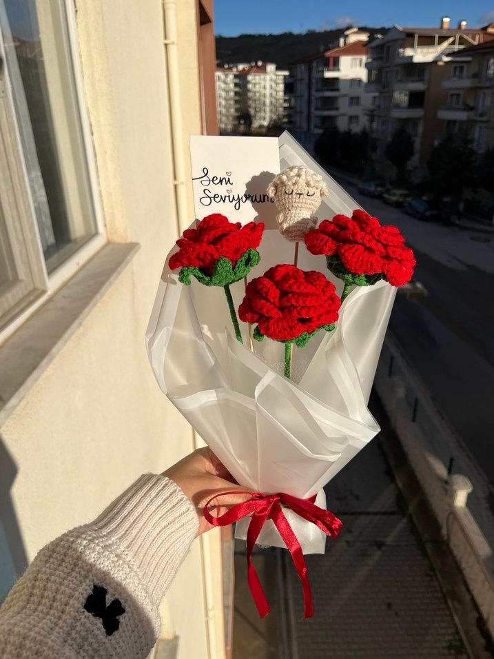 Solmayan çiçek buketi sevgililer gününe özel - Görsel 2