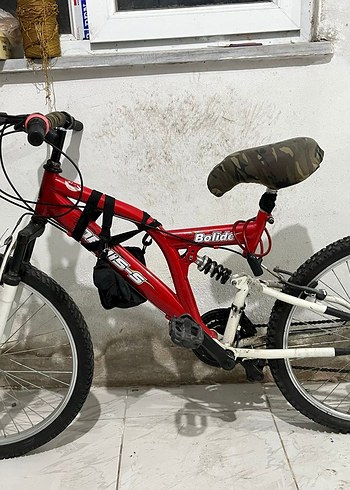 Kırmızı Bisiklet - Görsel 5