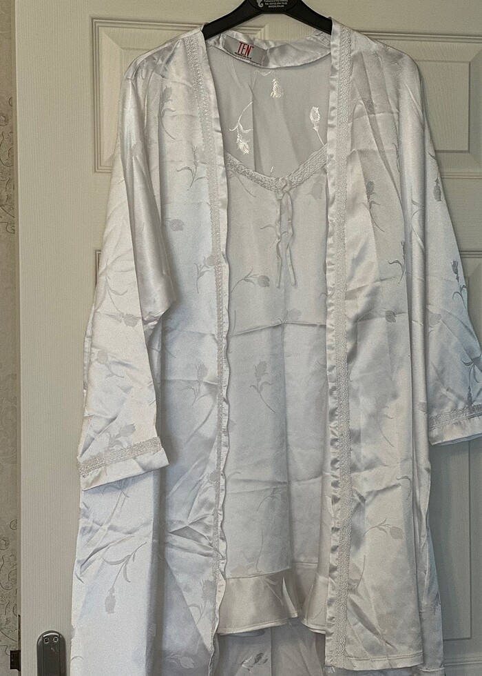 SATEN GECELİK SABAHLIK TAKIMI - Görsel 2