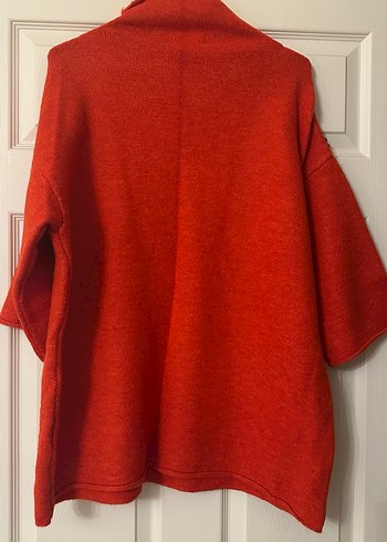 Nakışlı Siyah Detaylı Kırmızı Uzun Triko Kazak - Görsel 3