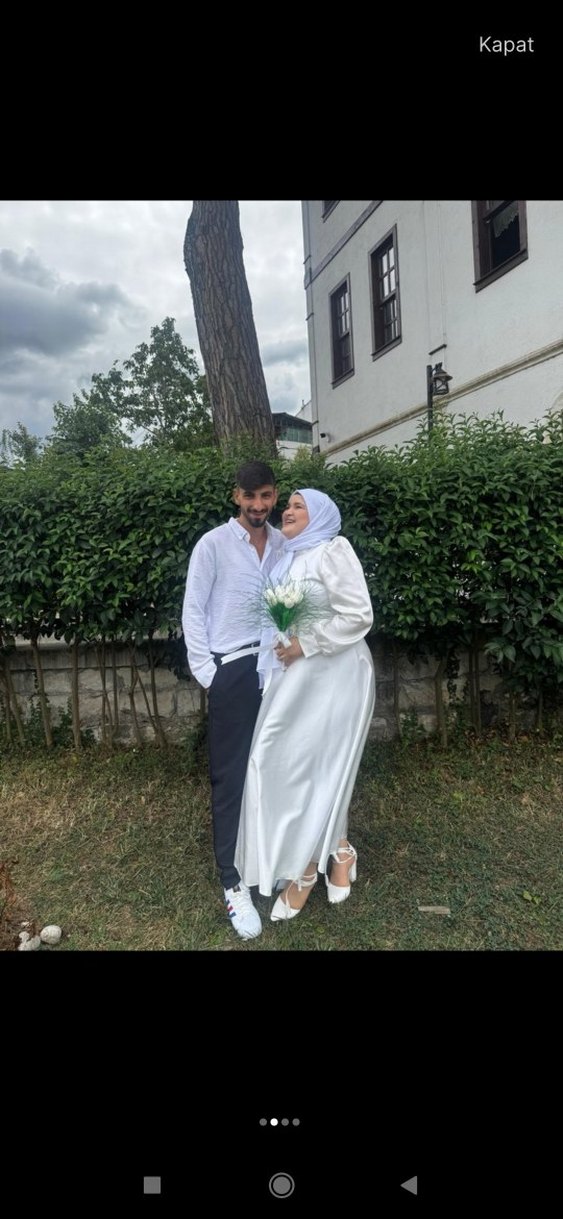 Uzun Kollu Beyaz Midi Düz Gelinlik - Görsel 2