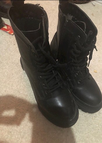 Siyah Platform Topuklu Bağcıklı Kadın Bot - Görsel 2