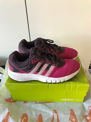 Adidas Spor Ayakkabı
