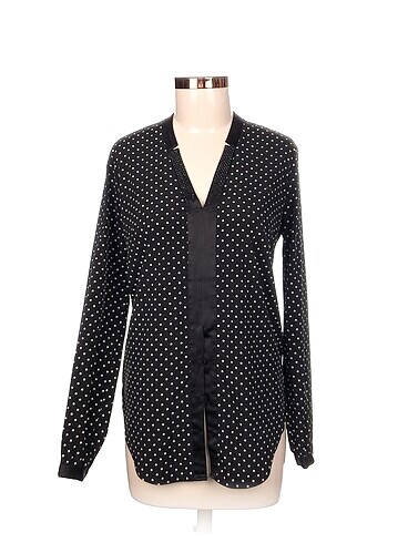 Guess Bluz %70 İndirimli.