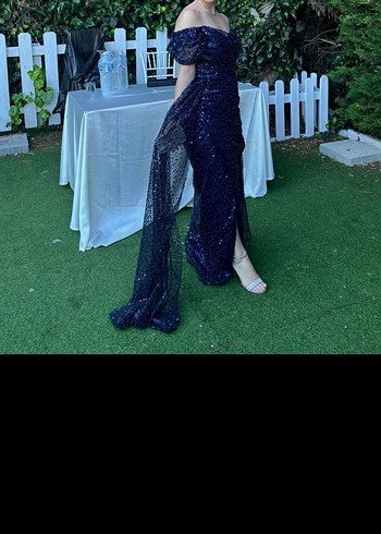 Parlak Lacivert Tasarım 
İşlemeli Uzun Abiye Elbise - Görsel 4