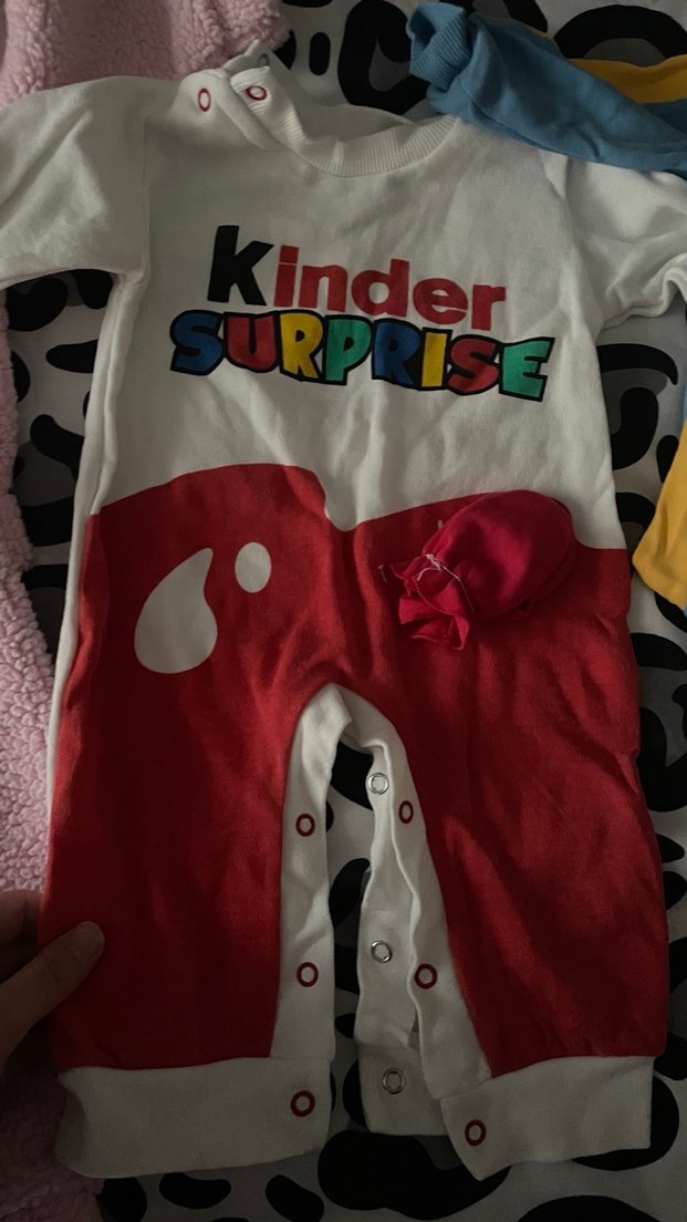 Üç parça temiz bebek kıyafeti - Görsel 2