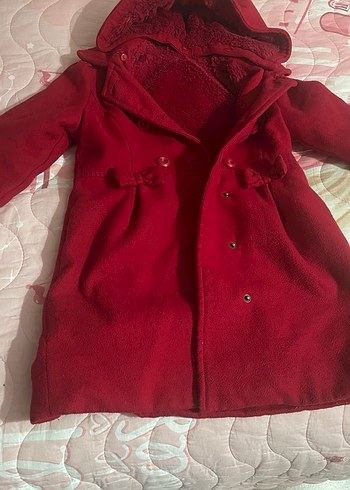 Kız Çocuk Kırmızı Düğmeli Kışlık Kaban - Görsel 2