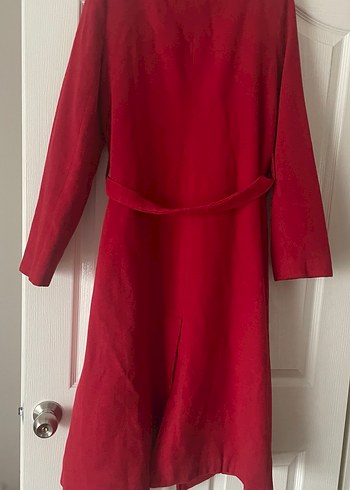 Kırmızı 
Kemerli Uzun Klasik Kadın Kaban - Görsel 3