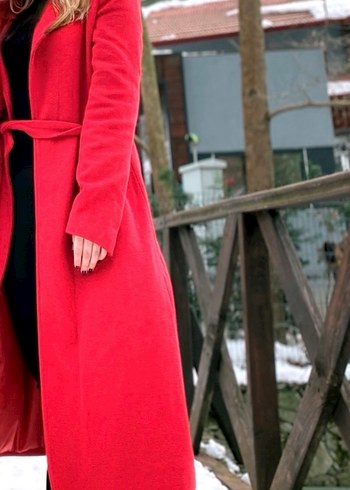 Kırmızı 
Kemerli Uzun Klasik Kadın Kaban - Görsel 2