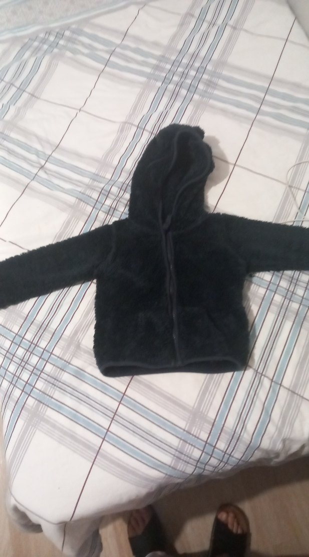 Kapüşonlu Siyah Erkek Çocuk Ceketi - Görsel 3