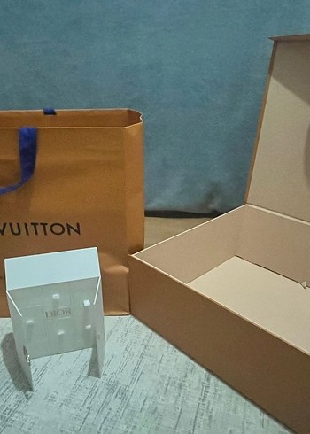 Dior Beyaz Kağıt  Kutu Louis vuitton karton çanta ve kutusu - Görsel 6
