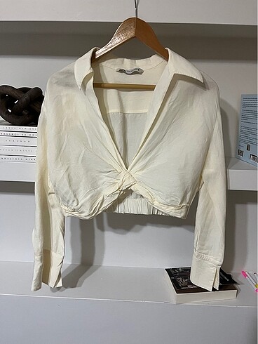 Zara Zara crop ekru renk gömlek