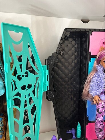 Beden Renk Monster High Bebek