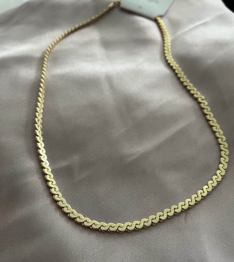 Altın Renkli Sarmaşık Desen Kadın Çelik Kolye - Görsel 3