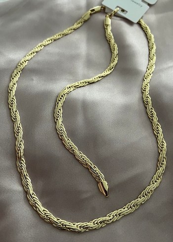 Altın Renkli Hasır Tarzı Kadın Çelik Kolye - Görsel 6