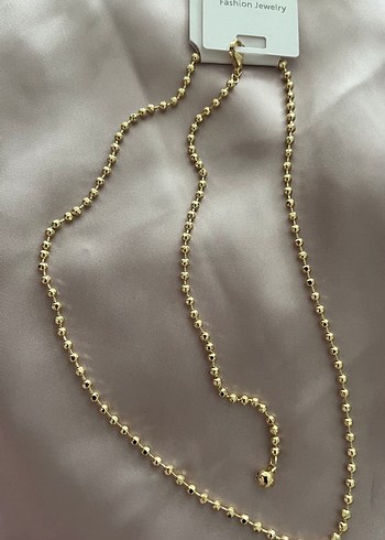 Altın Renkli Boncuklu Kolye - Görsel 3