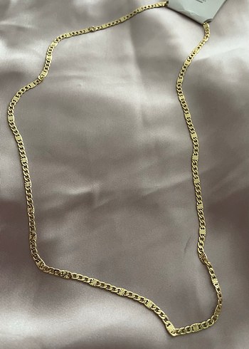 Yıldız Detaylı Altın Rengi Kolye - Görsel 2