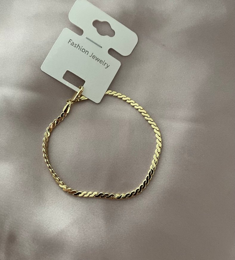 Altın Renk Sarmaşık Desenli Kadın Bileklik - Görsel 3