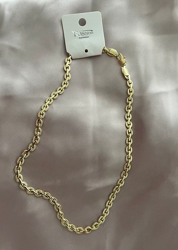 Altın Rengi Kadın Kolye - Görsel 4