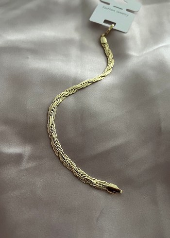 Altın Renkli Kadın Bileklik - Görsel 3