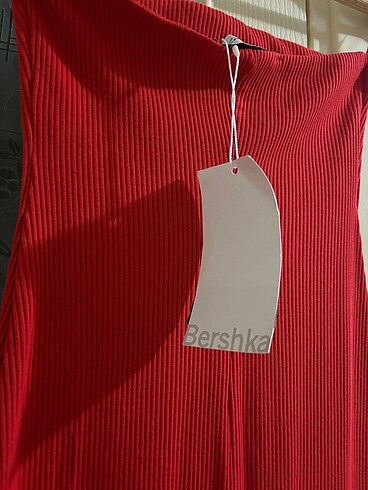 xs Beden Bershka fitilli elbise
