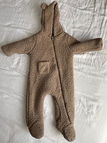 Zara Zara bebek astronot