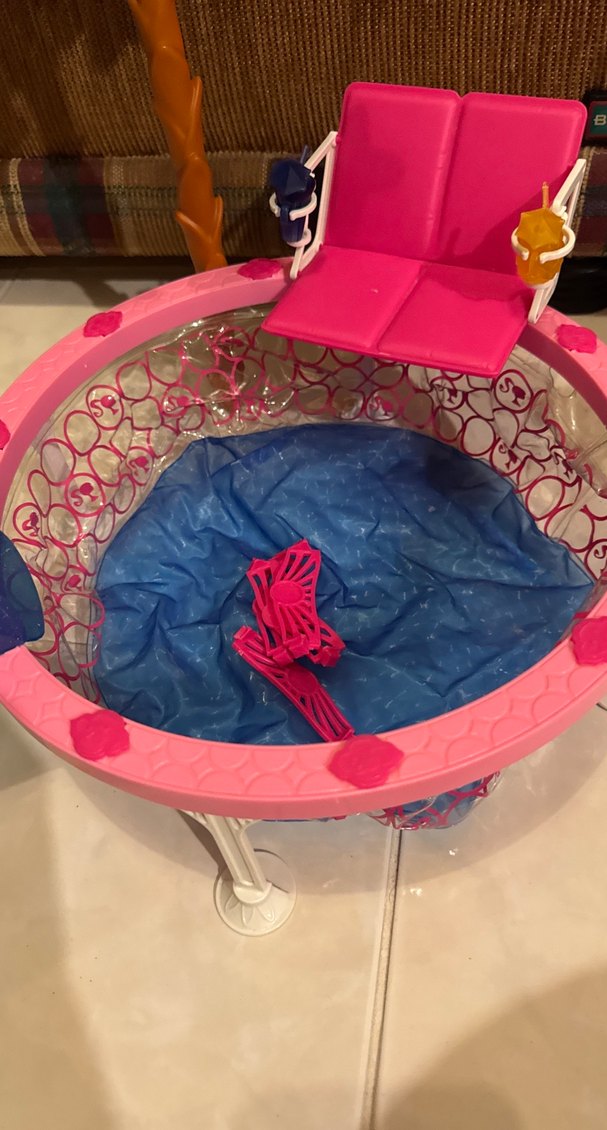 Barbie Renkli Oyuncak Kaydırak ve Havuz Seti (2012) - Görsel 4