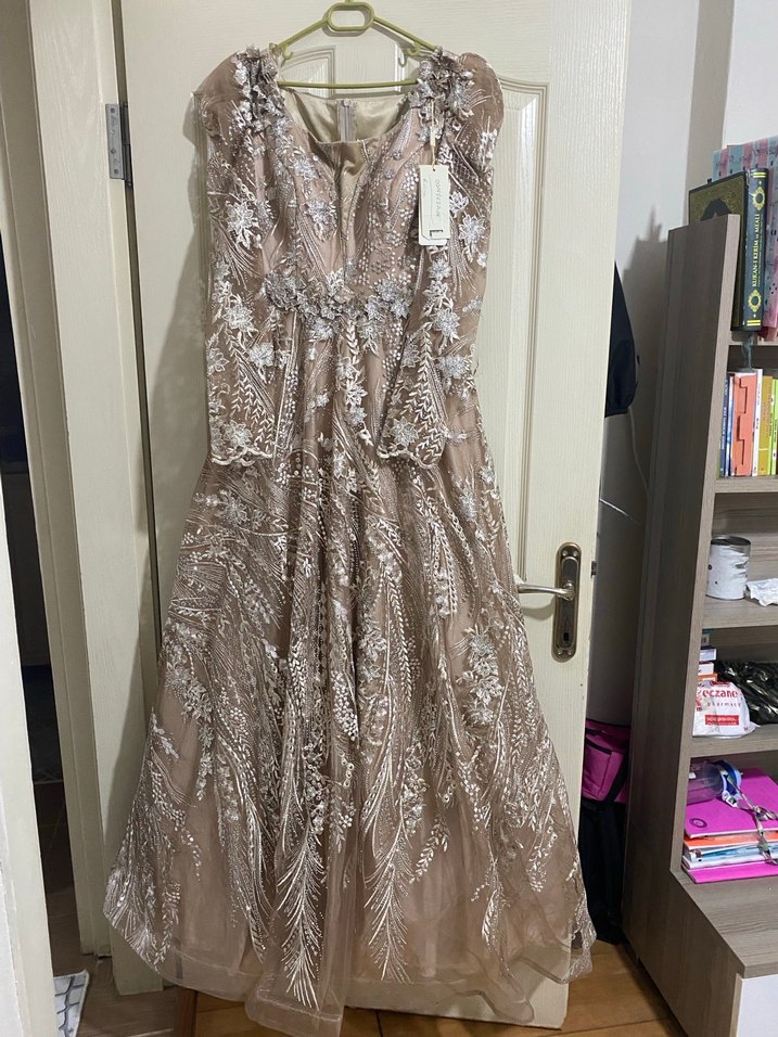 Bej İşlemeli Dantel Uzun Bohem Abiye Elbise - Görsel 2