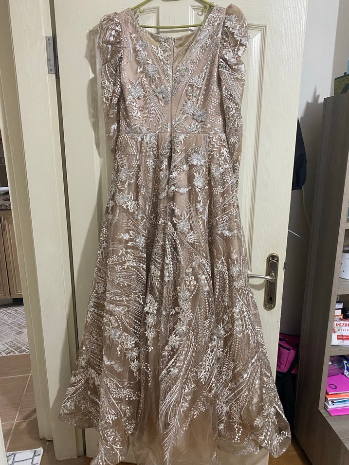 Bej İşlemeli Dantel Uzun Bohem Abiye Elbise - Görsel 5