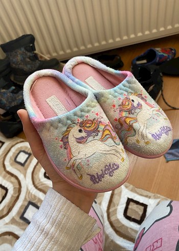 kız çocuğu ev terliği - Görsel 2