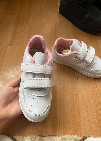 Kız Çocuk Pembe Cırtcırtlı Spor Ayakkabı - Görsel 3