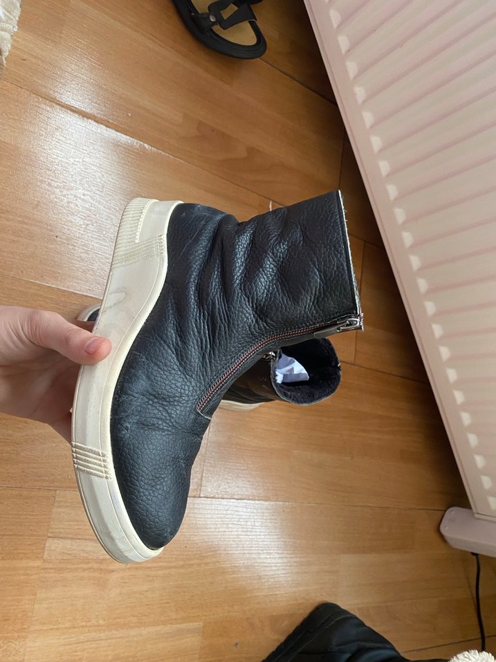 hakiki deri Siyah Fermuarlı Dolgu Topuklu Kadın Bot - Görsel 2