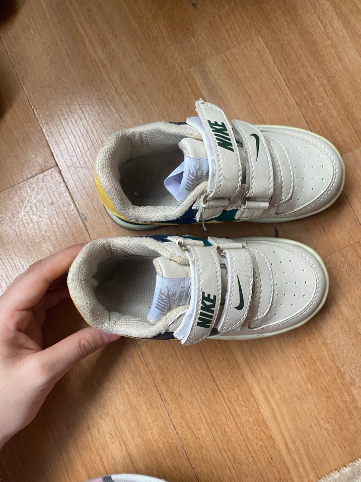 Çocuk Sarı Renkli Nike Spor Ayakkabı - Görsel 3