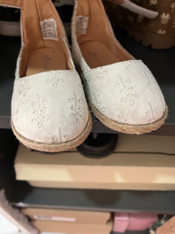 Kız Çocuk Beyaz Nakışlı Dantel Babet - Görsel 4