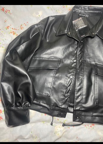 Düğmeli Siyah Deri Kadın Ceket - Görsel 5