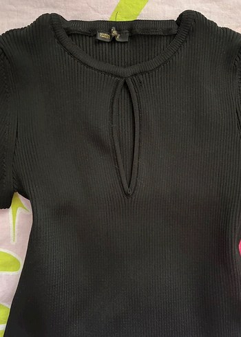 Siyah Kısa Kollu Kadın Triko - Görsel 3