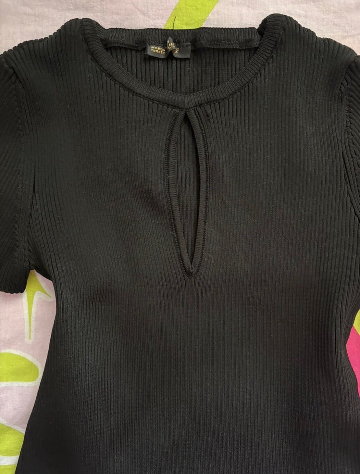 Siyah Kısa Kollu Kadın Triko - Görsel 3