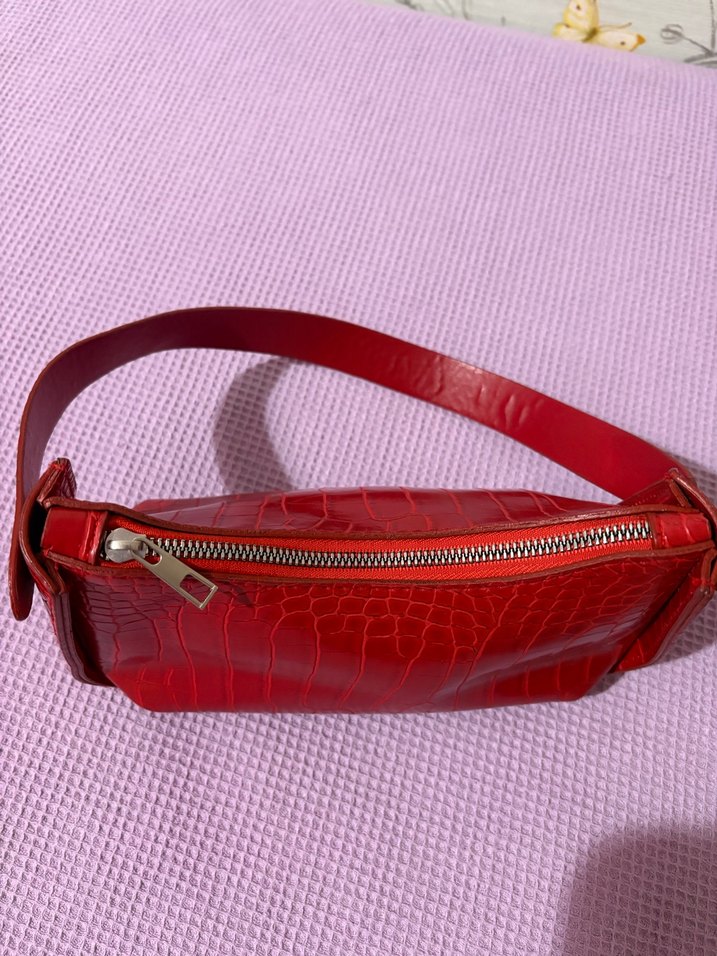 Kırmızı Parlak Deri Yılan Desenli Kadın Çanta - Görsel 4