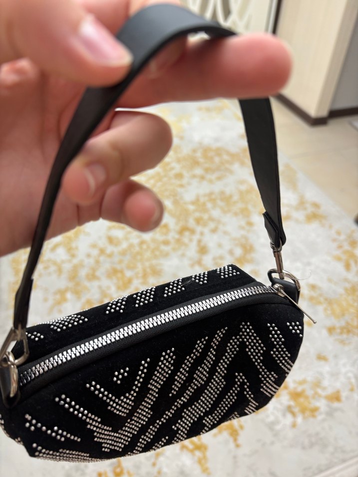 Siyah Deri Zebra Desenli Payetli Kadın Çanta - Görsel 5