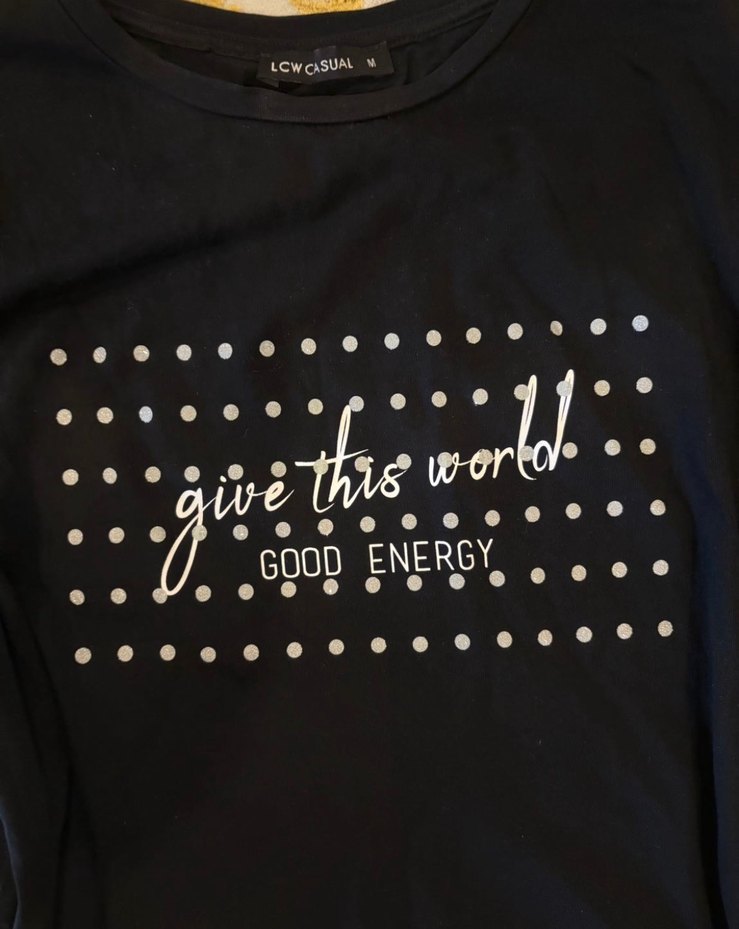 Kadın Siyah Kısa Kollu Payetli Tişört - Görsel 2